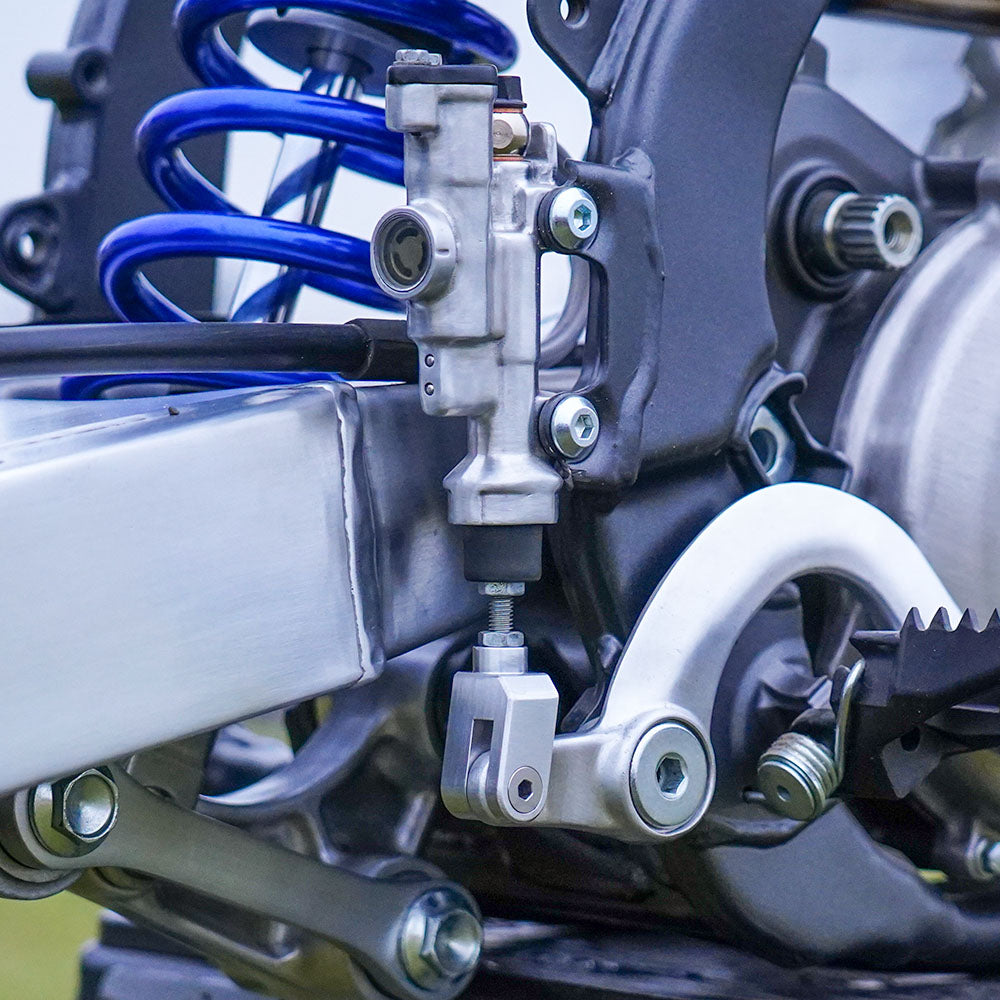 Suzuki RM125 / RM250 Rear Brake Clevis (For Honda Brakes) | Pryme